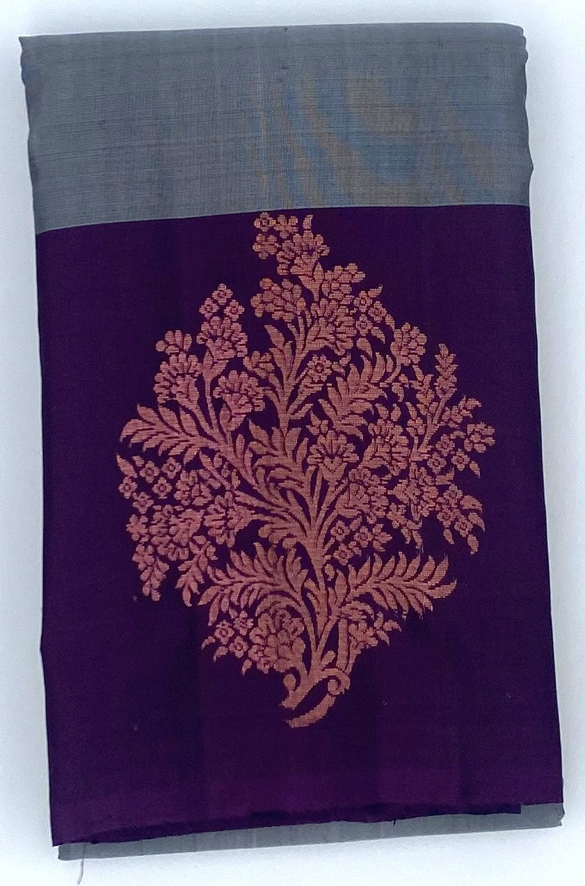 Handloom Pure Silk Saree - Shrub Motif