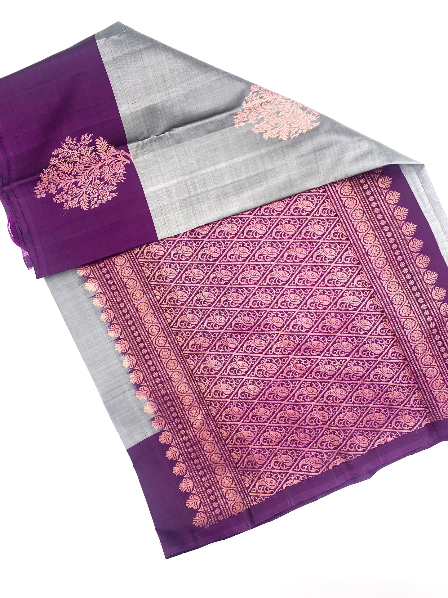 Handloom Pure Silk Saree - Shrub Motif